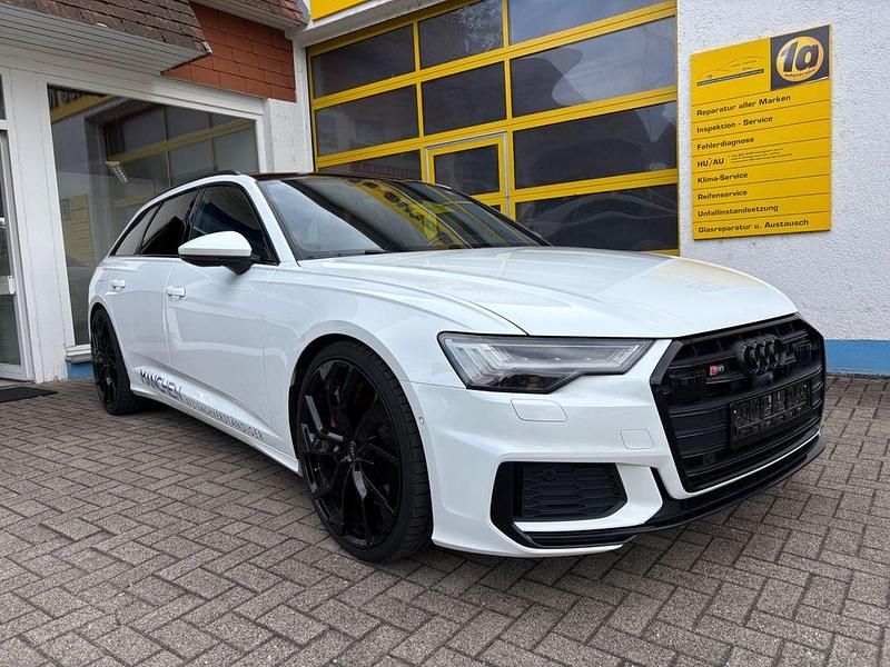 Weiß Gebraucht 2020 Audi S6 Sport Kombi | 46.280 € (Teuer) - Bild 1/4