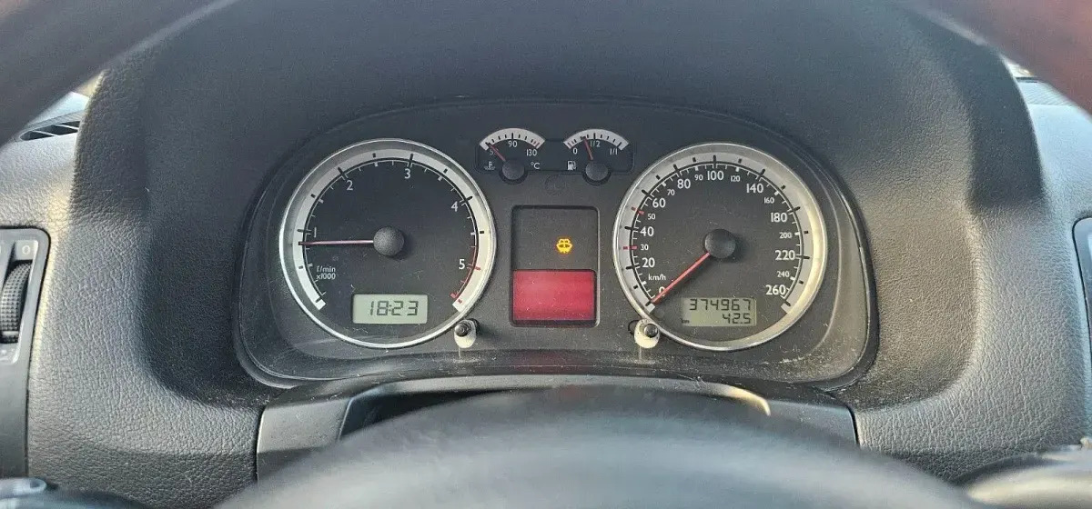 Occasion VW Bora 131 ch (96 kW) 2001 Argent Berline