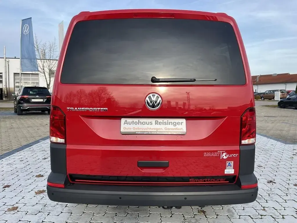 Gebraucht VW Transporter 150 PS (110 kW) 2024 Rot Van