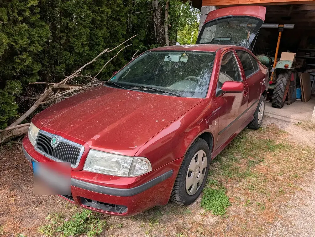 Gebraucht Skoda Octavia 90 PS (66 kW) 2005 Rot Limousine