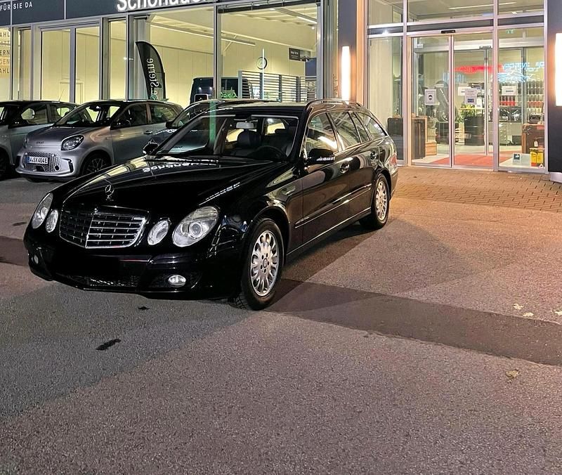 Gebraucht Mercedes E280 190 PS (139 kW) 2008 Schwarz Kombi
