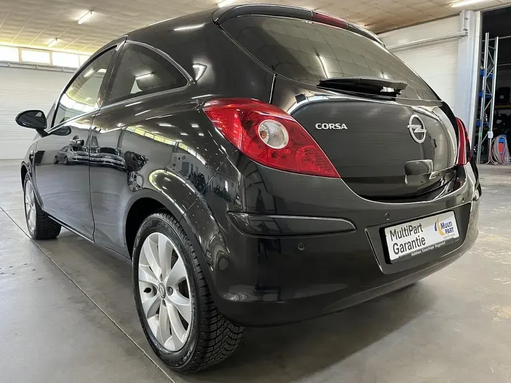 Gebraucht Opel Corsa Active 87 PS (63 kW) 2013 Grau Kleinwagen