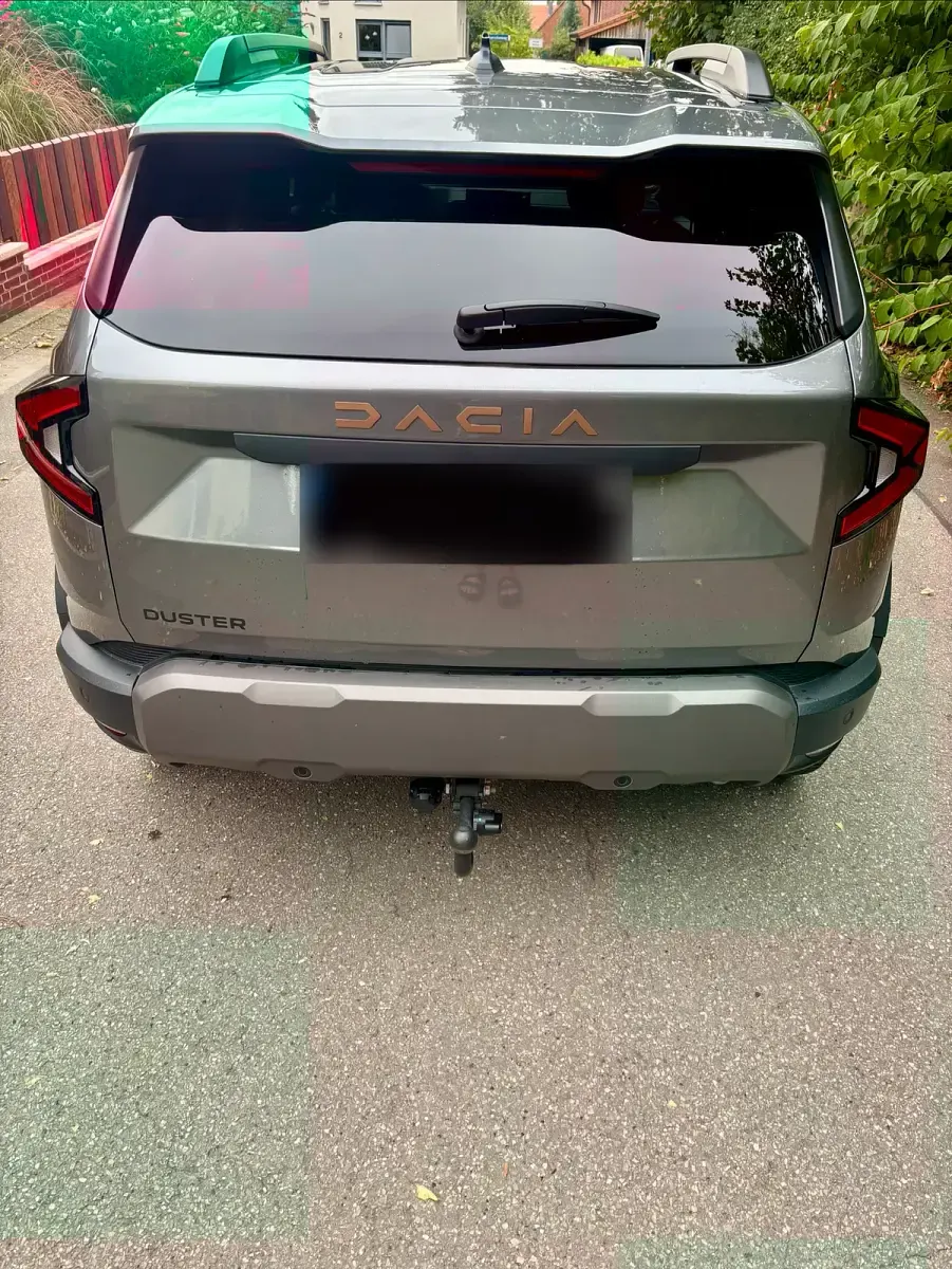 Gebraucht Dacia Duster 140 PS (102 kW) 2025 Schwarz SUV
