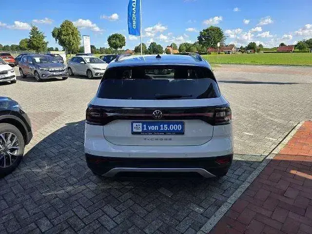 Używany VW T-Cross Move 95 KM (69 kW) 2023 Biały SUV