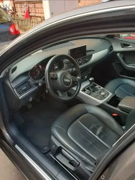 Gebraucht Audi A6 Ambiente 177 PS (130 kW) 2012 Beige Limousine