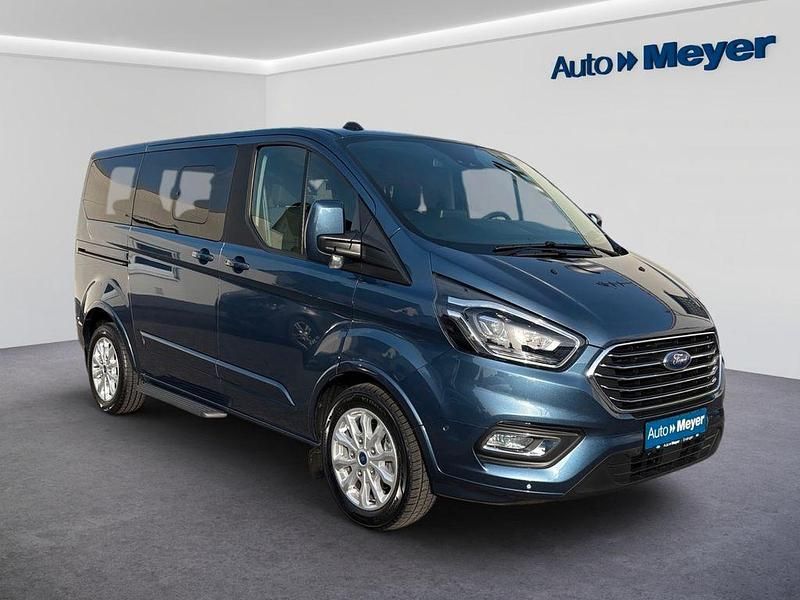 Gebraucht Ford Tourneo Titanium 131 PS (96 kW) 2021 Blau Van / Kleinbus