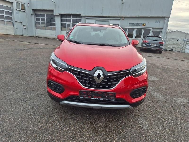 Gebraucht Renault Kadjar LIMITED 140 PS (102 kW) 2019 Rot SUV