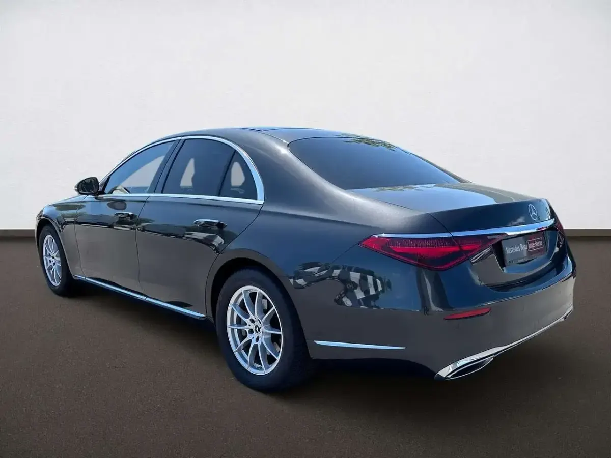 Gebraucht Mercedes S450 367 PS (269 kW) 2023 Grau Limousine