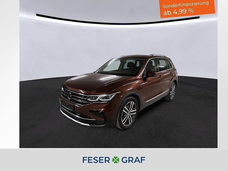 Ginger brown metallic Gebraucht 2022 VW Tiguan Elegance SUV | 29.450 € (Fairer Preis) - Bild 1/4