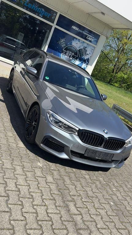 Gebraucht BMW 540 Performance 320 PS (235 kW) 2019 Grau Kombi