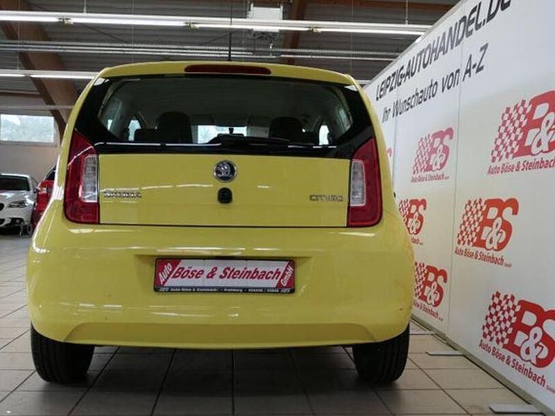 Gebraucht Skoda Citigo Active 60 PS (44 kW) 2012 Gelb Kleinwagen