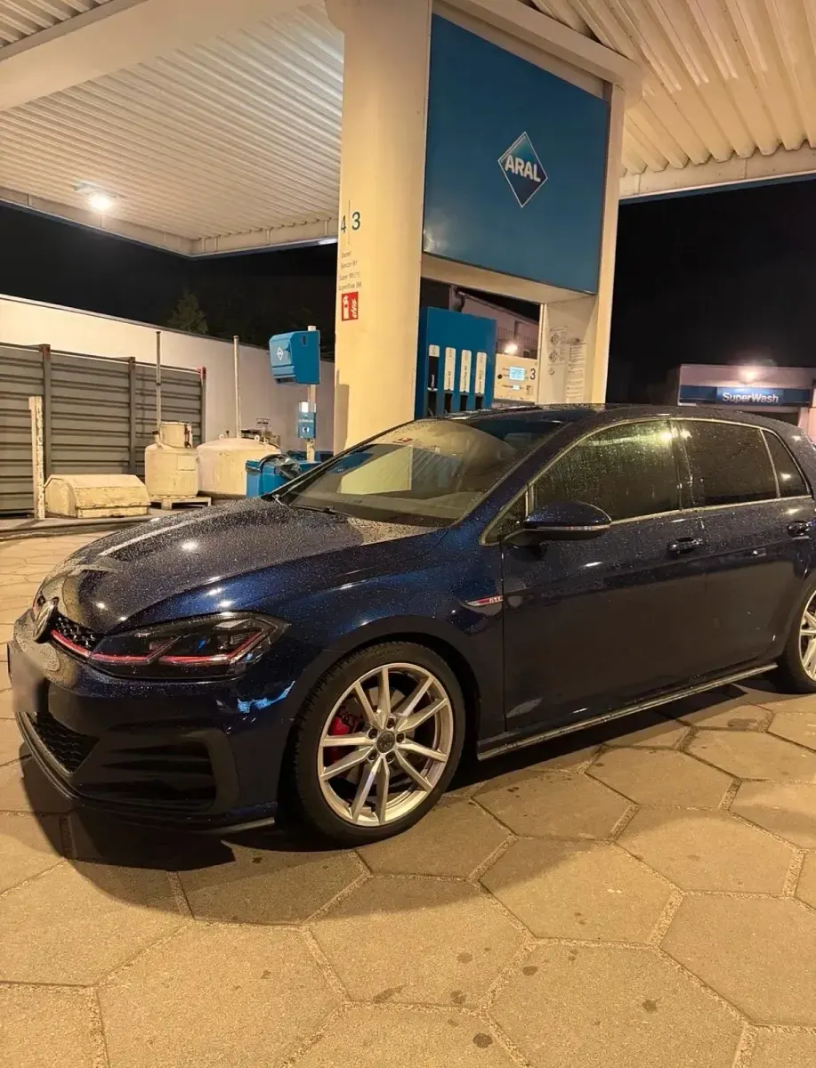 Gebraucht VW Golf VII GTI 230 PS (169 kW) 2017 Blau Limousine
