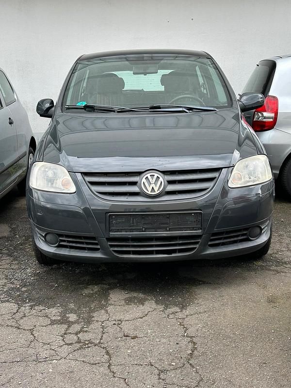 Gebraucht VW Fox 54 PS (39 kW) 2007 Grau Kleinwagen