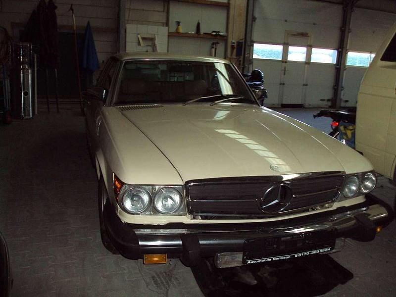 Beige Gebraucht 1981 Mercedes SLC380 Coupé | 14.490 € - Bild 1/4