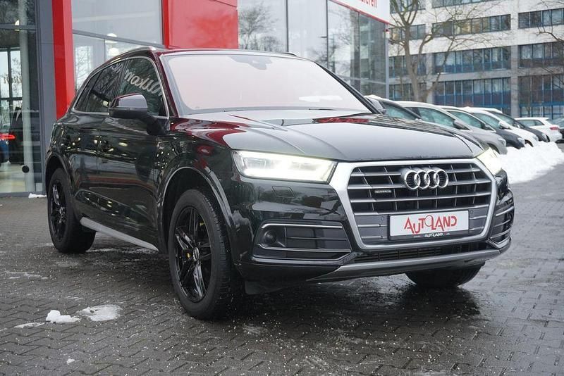 Second-hand Audi Q5 S-line plus 252 CP (185 kW) 2017 Negru SUV