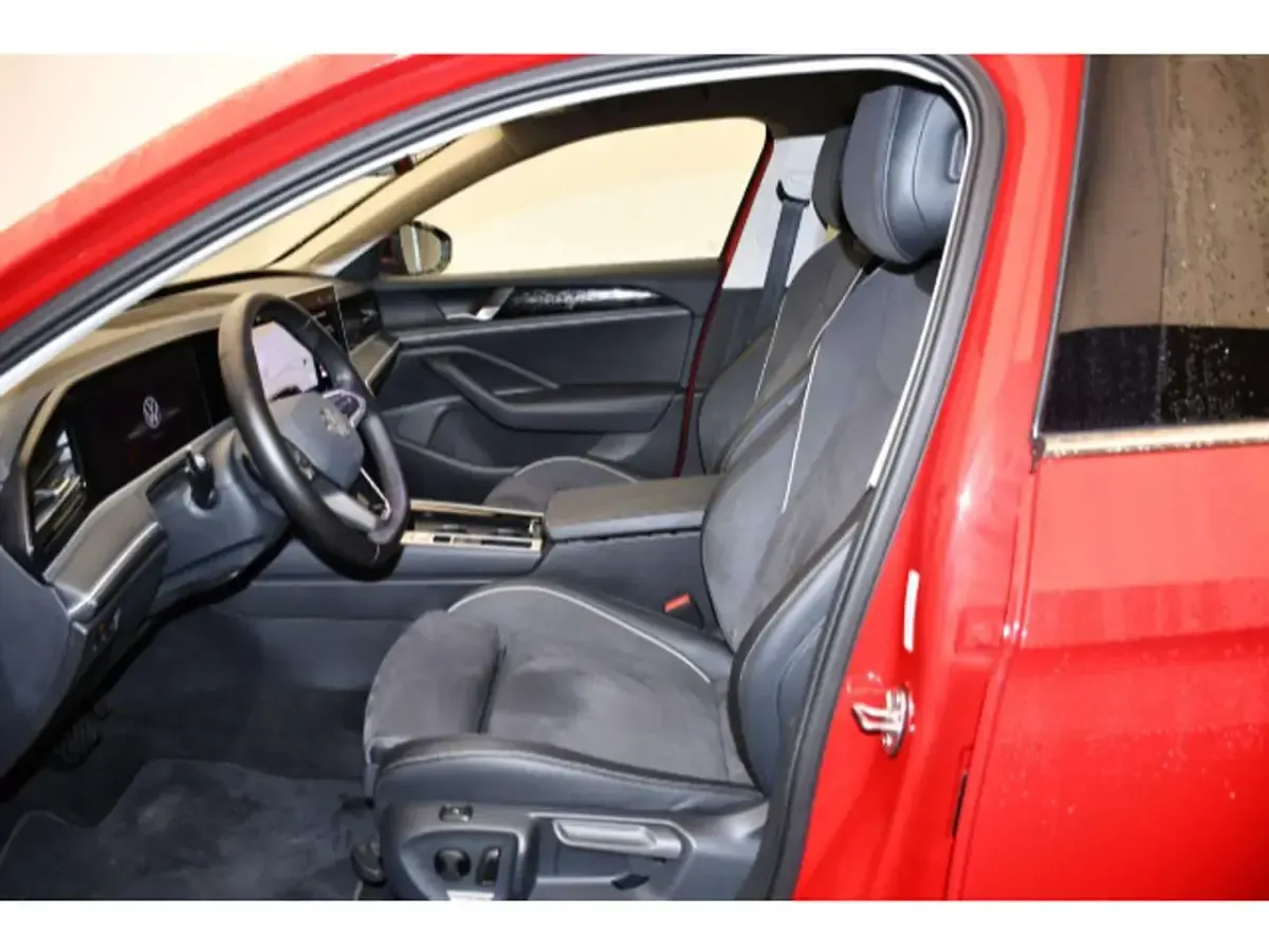 Brugt VW Passat Elegance 150 HK (110 kW) 2025 Rød Stationcar