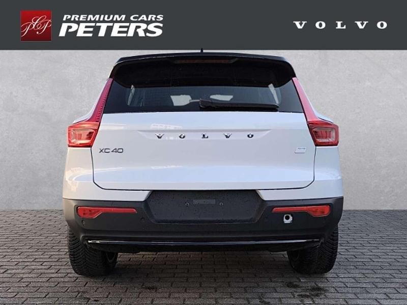 Brugt Volvo XC40 Plus 185 kW (252 HK) 2025 Hvid SUV