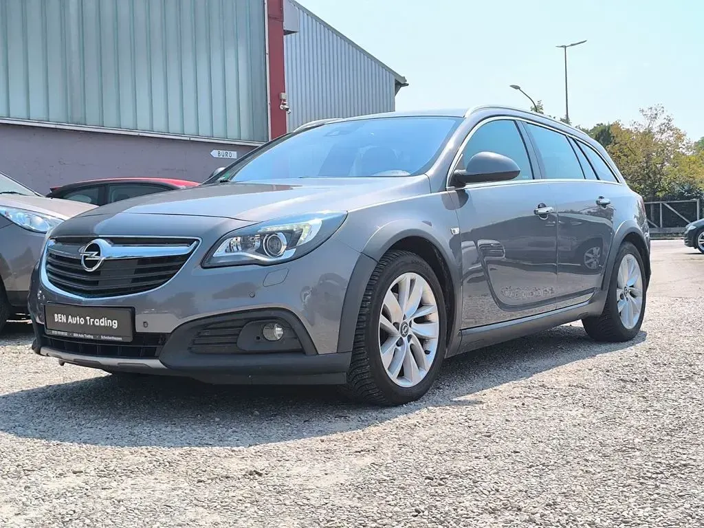 Gebraucht Opel Insignia Country Tourer 170 PS (125 kW) 2015 Grau Kombi