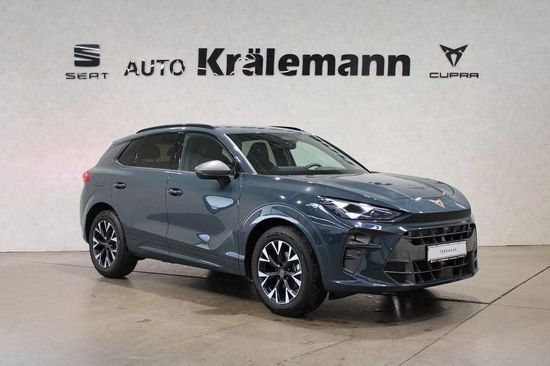 Neu Cupra Terramar 150 PS (110 kW) 2026 Blau SUV