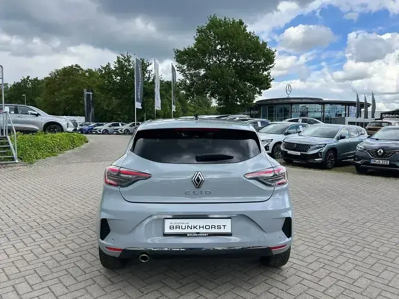 Gebraucht Renault Clio Techno 91 PS (66 kW) 2025 Rafalegrau Kleinwagen