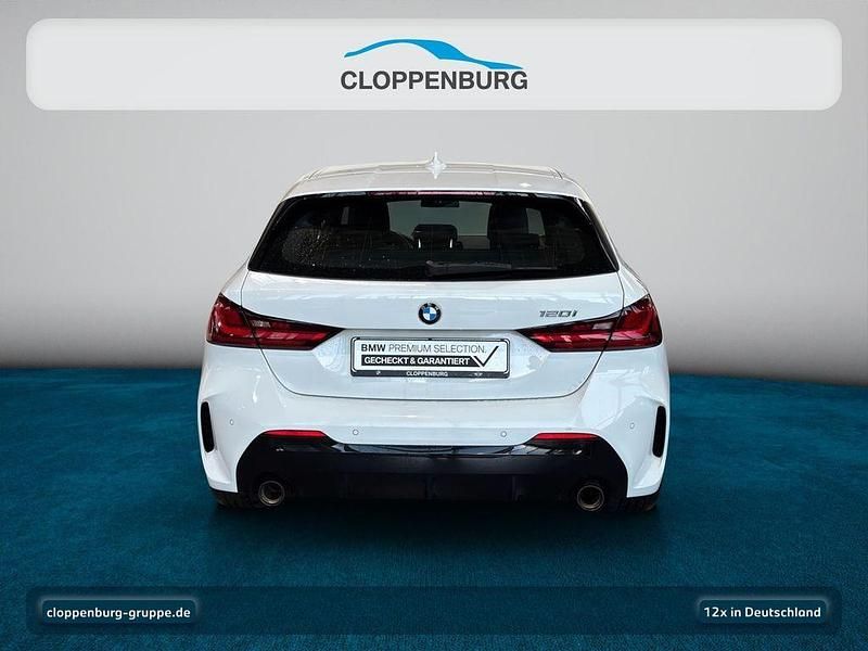 Gebraucht BMW 120 Performance 178 PS (130 kW) 2022 Weiß Kleinwagen