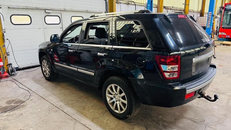 Gebraucht Jeep Cherokee 217 PS (159 kW) 2010 SUV