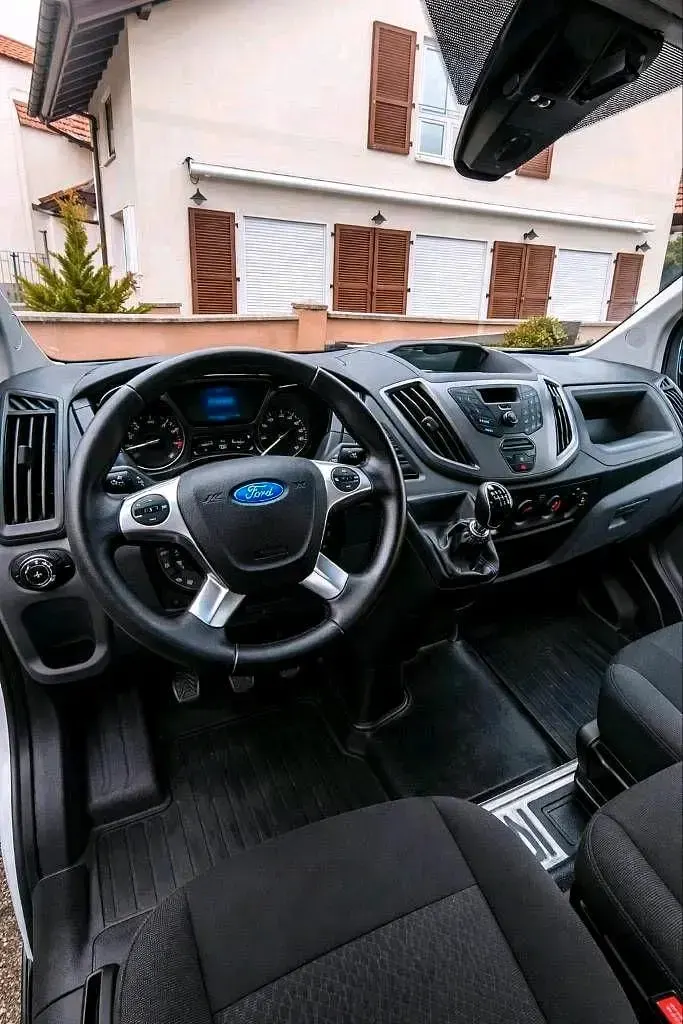 Gebraucht Ford Focus 190 PS (139 kW) 2019 Weiß Van / Kleinbus