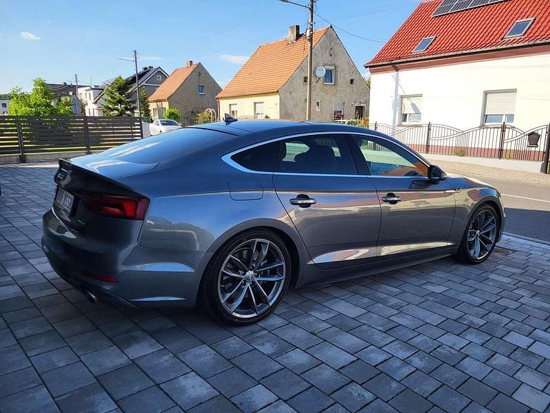 Gebraucht Audi A5 Sportback Sport 252 PS (185 kW) 2018 Grau Kleinwagen