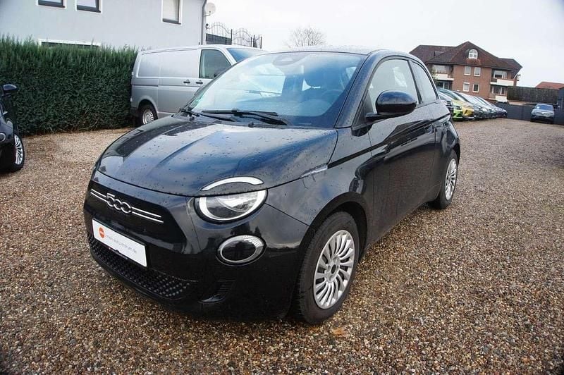 Colore esterno (onyx schwarz) Gebraucht 2022 Fiat 500e Action Kleinwagen | 11.899 € (Superpreis) - Bild 1/4