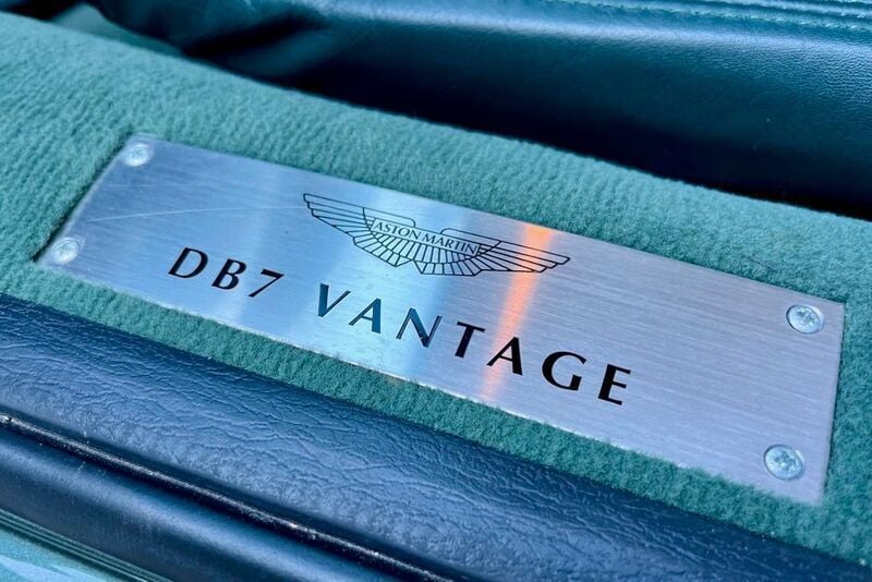 Gebraucht Aston Martin Vantage 420 PS (308 kW) 1999 Grün Coupé