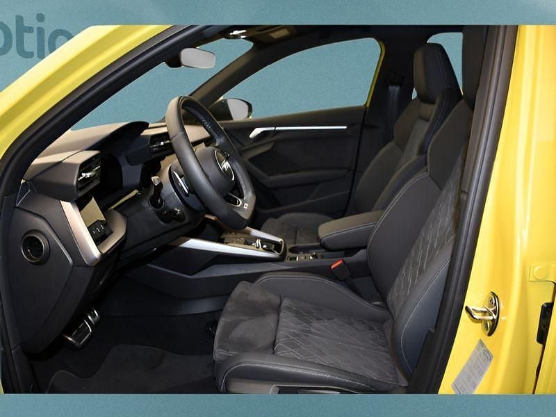 Gebraucht Audi S3 Sportback 310 PS (228 kW) 2024 Gelb Kleinwagen