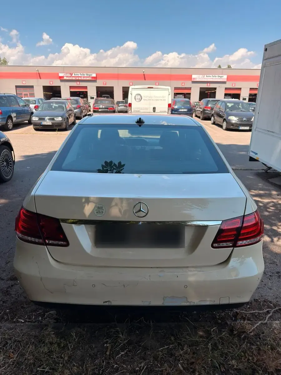 Gebraucht Mercedes E200 2015 Andere farben Limousine