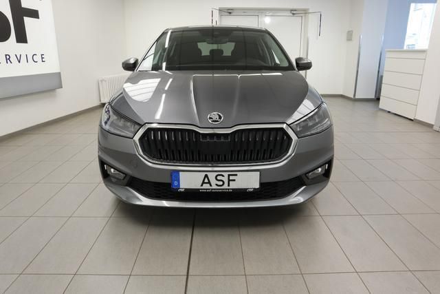 Gebraucht Skoda Fabia Ambition 110 PS (80 kW) 2022 Grau Kleinwagen