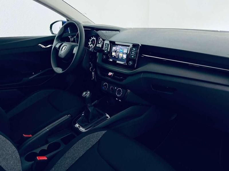 Gebraucht Skoda Fabia 65 PS (47 kW) 2021 Blau Kleinwagen