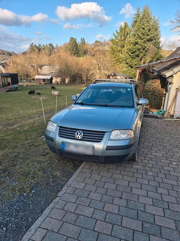 Gebraucht VW Passat 131 PS (96 kW) 2004 Kombi