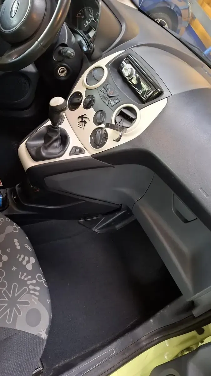 Gebraucht Ford Ka 69 PS (50 kW) 2011 Grün Kleinwagen