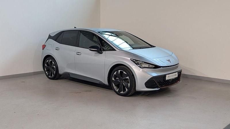 Second-hand Cupra Born 169 kW (231 CP) 2023 Argintiu Hatchback