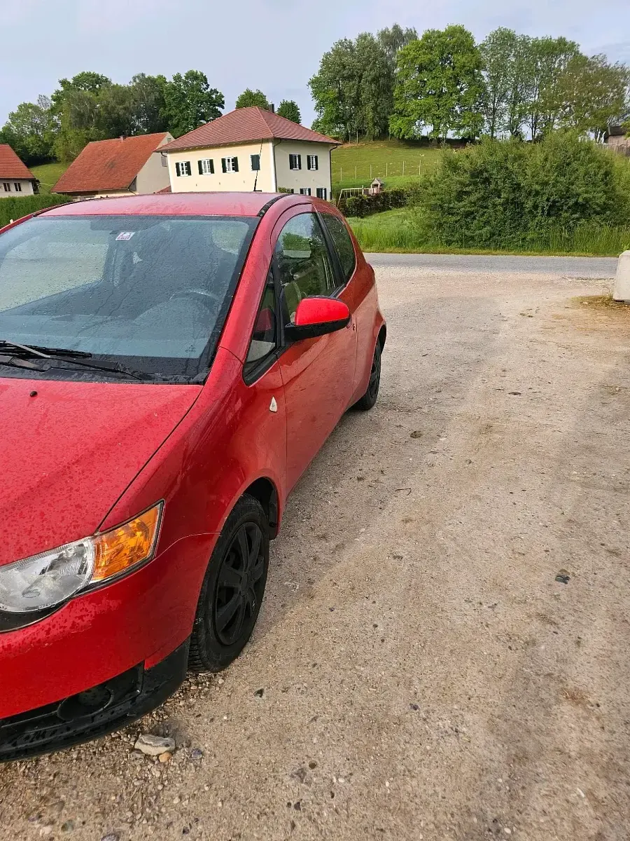 Gebraucht Mitsubishi Colt 75 PS (55 kW) 2011 Rot Kleinwagen