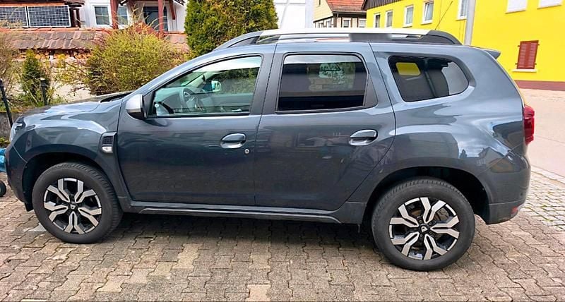 Gebraucht Dacia Duster Prestige 150 PS (110 kW) 2022 Grau SUV