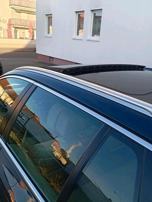 Gebraucht BMW 525 204 PS (150 kW) 2011 Blau Kombi