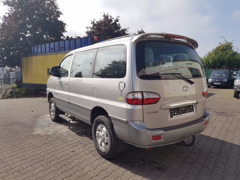 Hyundai starex 4x4