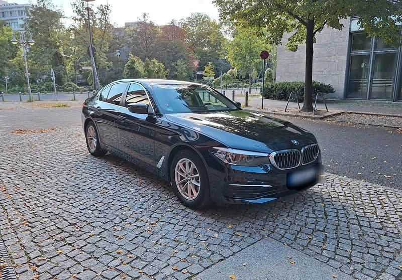 Gebraucht BMW 520 184 PS (135 kW) 2017 Schwarz Limousine