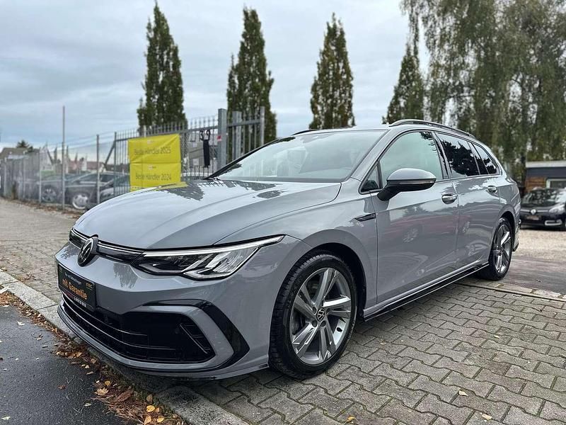 Grau Gebraucht 2022 VW Golf VIII R-line Kombi | 25.999 € (Superpreis) - Bild 1/4