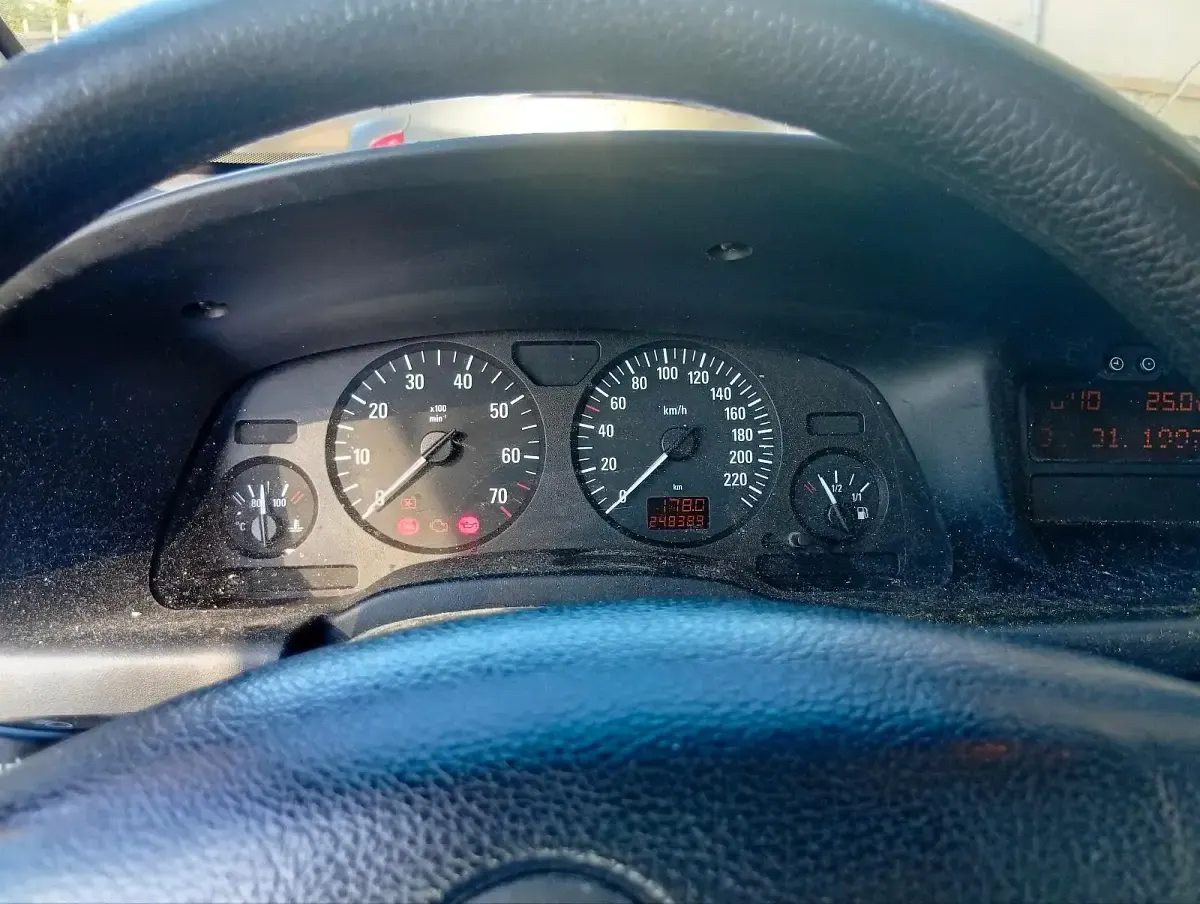 Gebraucht Opel Zafira 175 PS (128 kW) 2003 Silber Van / Kleinbus