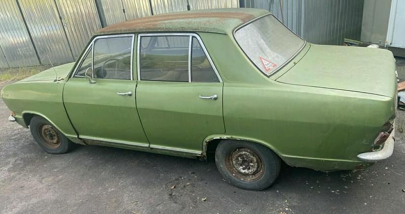 Gebraucht Opel Kadett 50 PS (36 kW) 1972 Grün Limousine