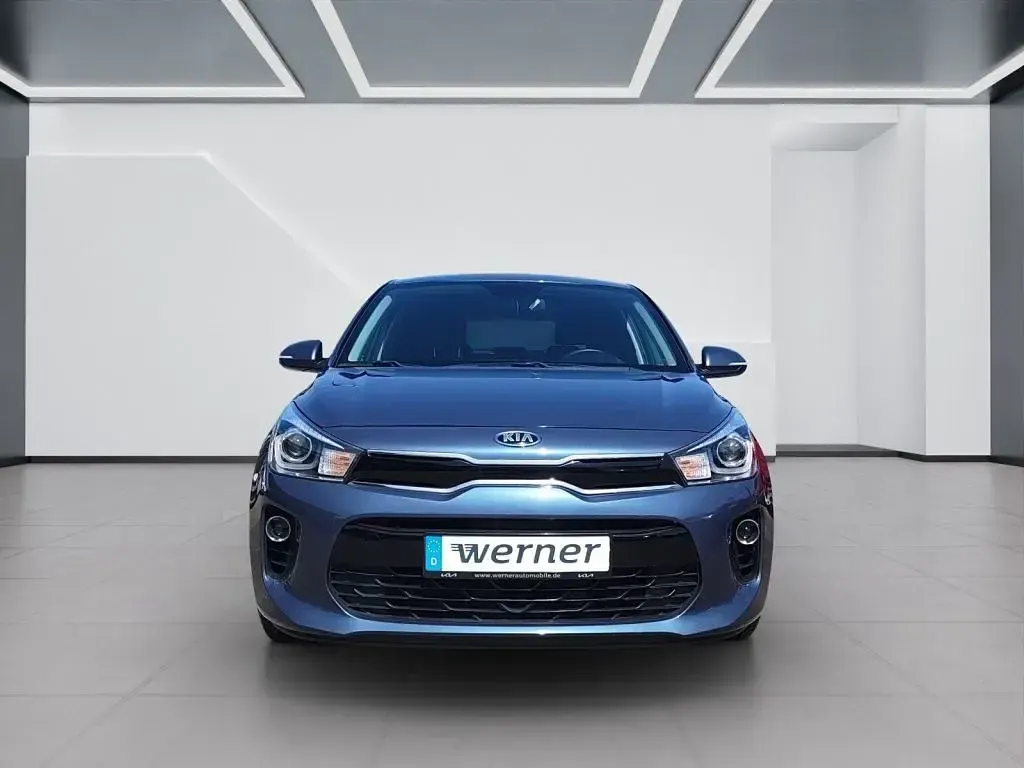 Gebraucht Kia Rio DREAM-TEAM Edition 101 PS (74 kW) 2020 Denimblau Limousine