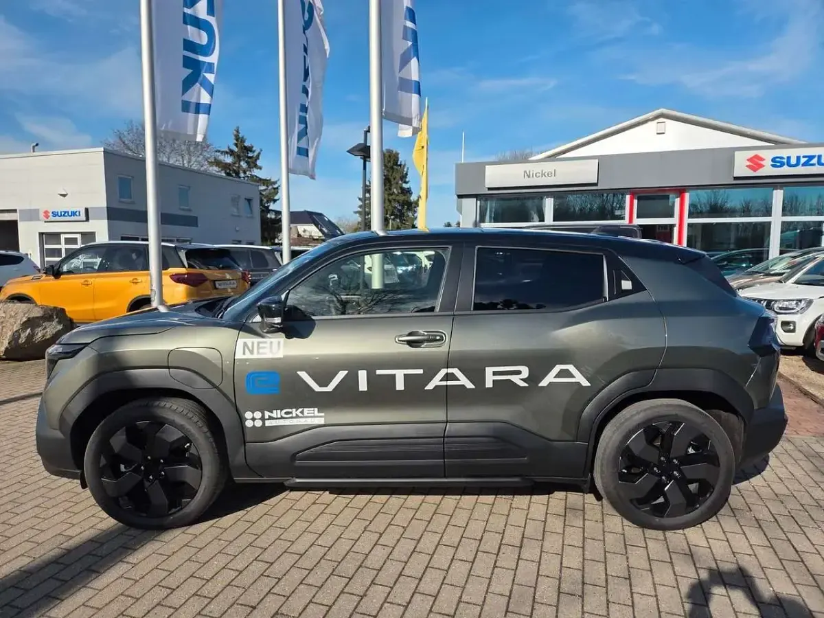 Neu Suzuki Vitara Comfort+ 127 kW (174 PS) 2026 Grün SUV