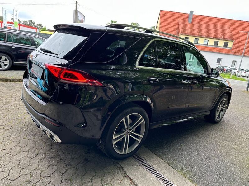 Gebraucht Mercedes GLE300 AMG 269 PS (197 kW) 2023 Schwarz SUV