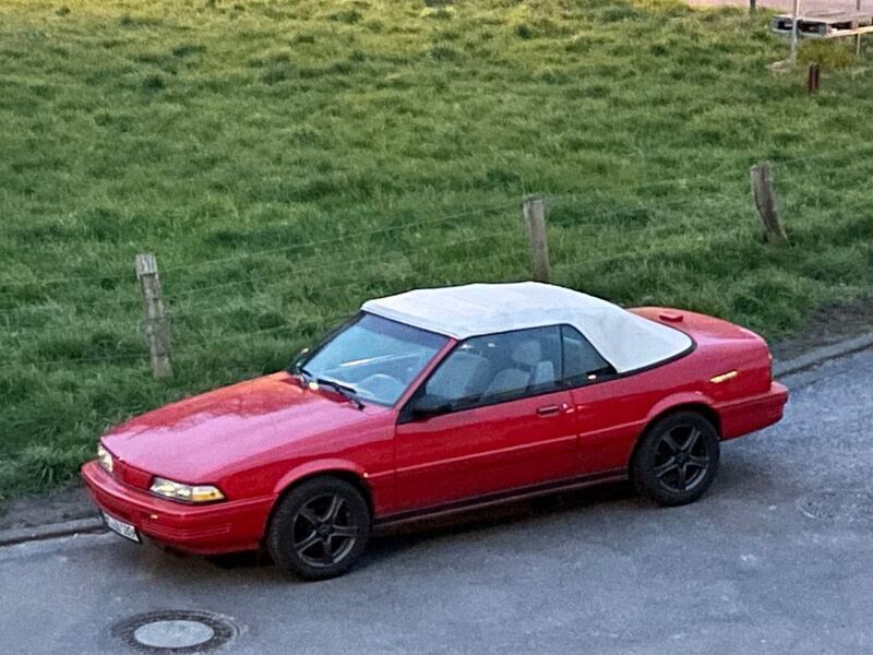 Rot Gebraucht 1992 Pontiac Sunbird Cabrio | 5.000 € - Bild 1/4