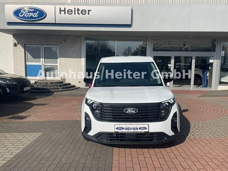 Gebraucht Ford Transit Trend 101 PS (74 kW) 2024 Weiß Kleinwagen